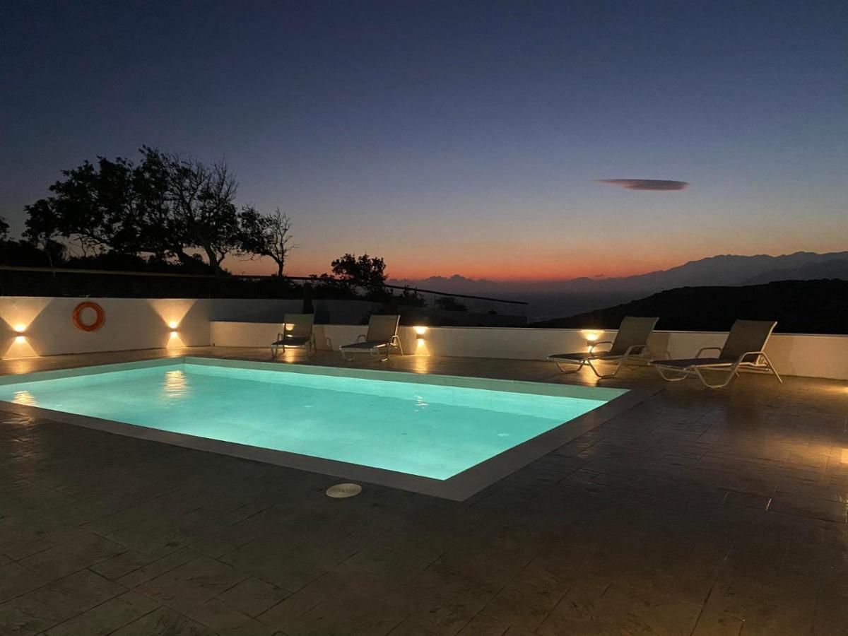 Villa George Sea View With Pool - Triopetra Esterno foto